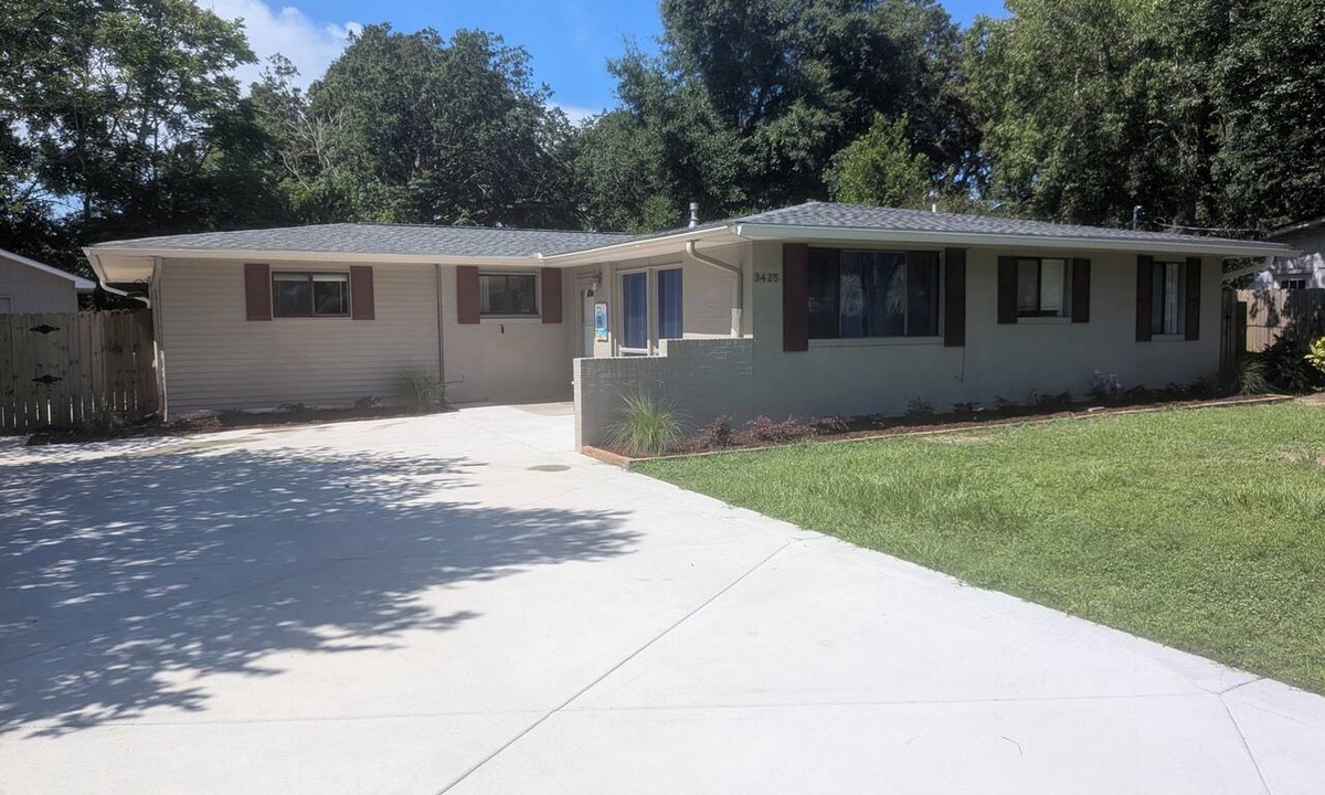 Northeast Pensacola House | ​Peaceful NE Pensacola Home Across from Beautiful City Park
