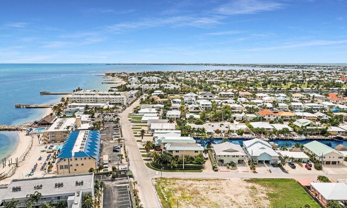 Key Colony Beach Villa | Perfect 3-bedroom villa in lovely Key Colony Beach with Cabana Club