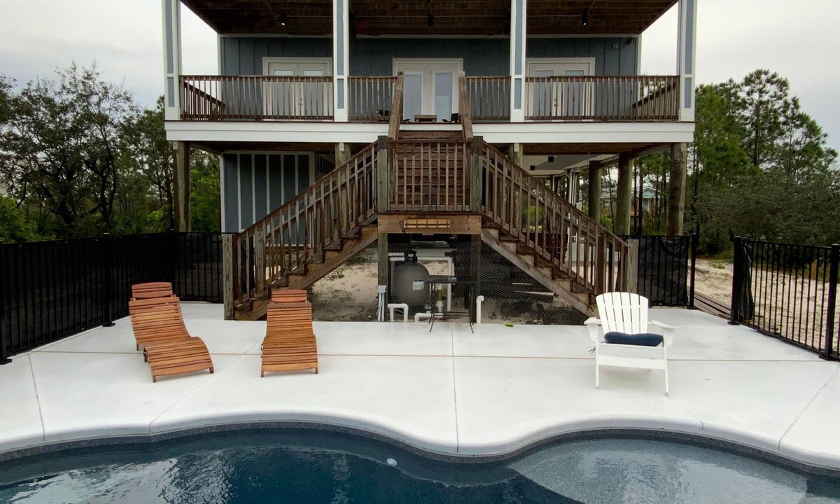 Surf Side Shores House | Perfect Thanksgiving spot, book now! Private Pool.