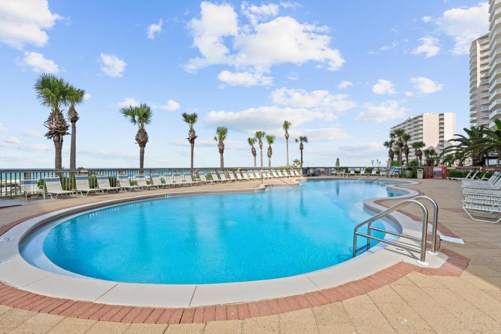 Gulf Lagoon Beach Apartment | Pet Friendly - Dunes of Panama Beach Resort