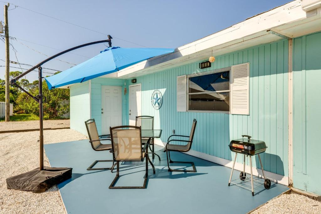 South Venice House | Pet-Friendly Venice Vacation Rental, 3 Mi to Beach