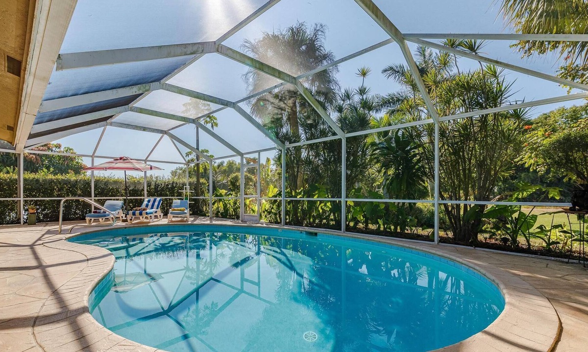 Lochmoor Waterway Estates House | Picturesque Lagoon, Nature Preserve, Private Pool - Finca Lagoon - Roelens Vacations
