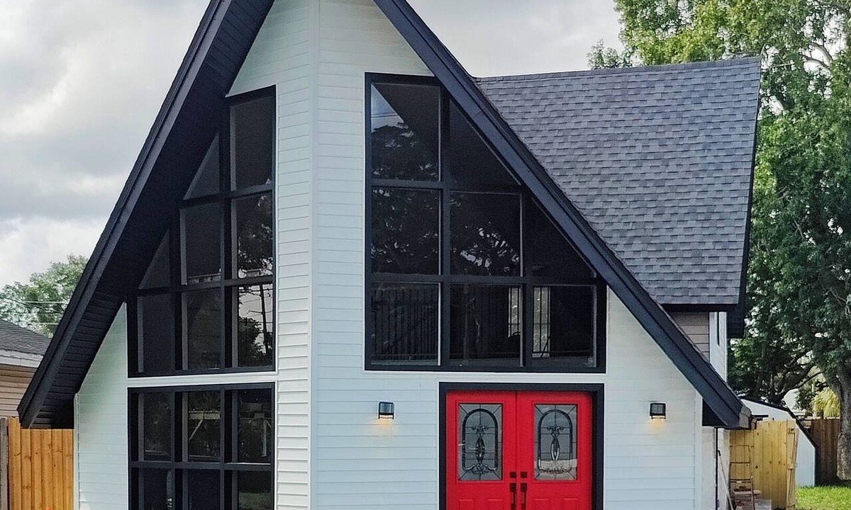 Gulf Coast Acres House | Private Coastal home w. gaming loft, pool table, hot tub, arcades - pet friendly