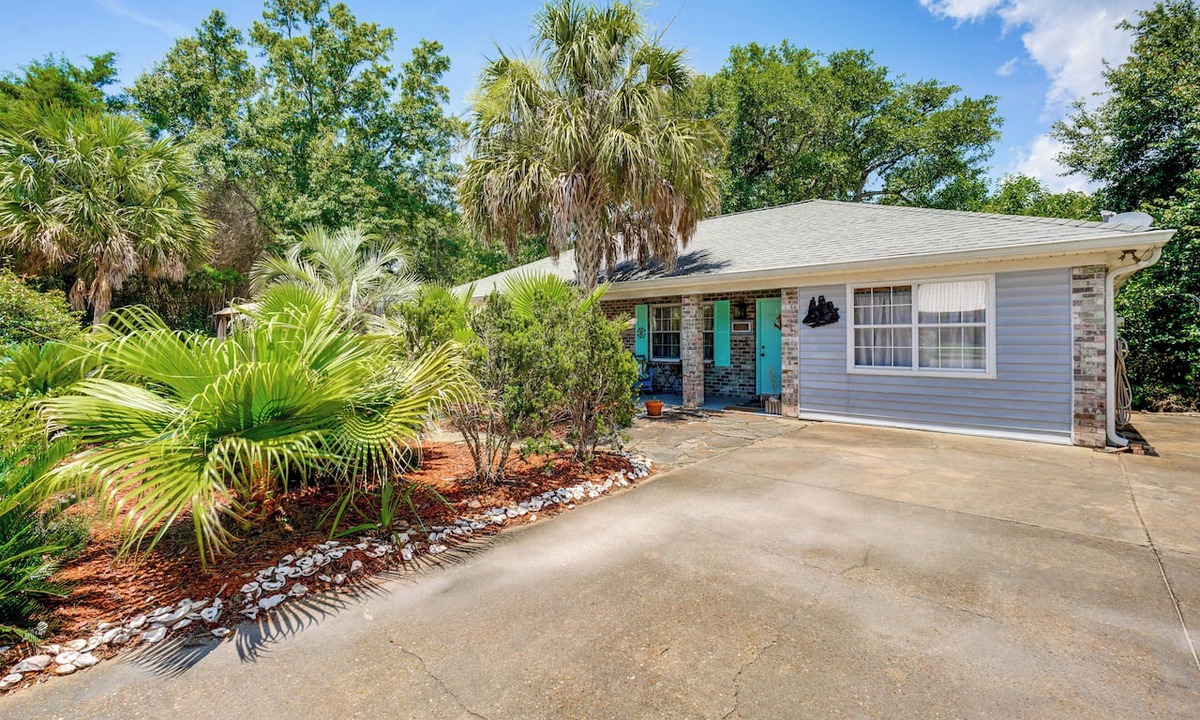 Gautier House | Private Outdoor Oasis! Graveline Bayou Retreat