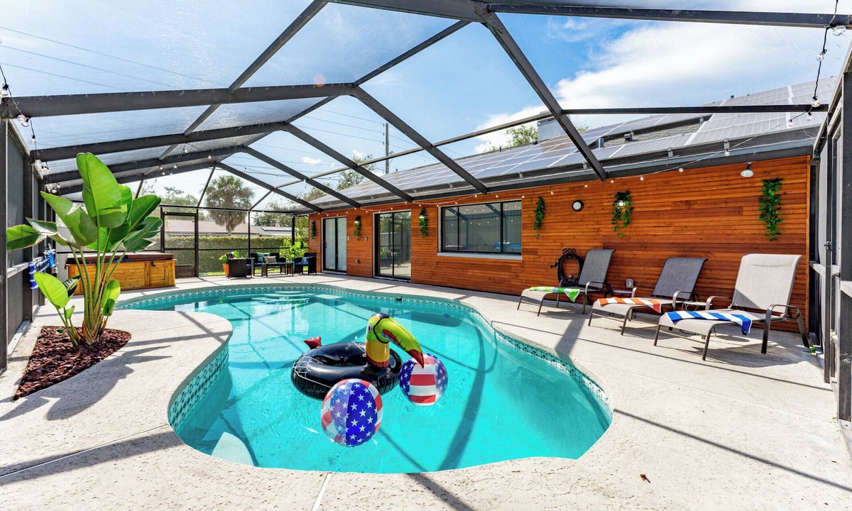 Brandon House | Private Pool Retreat Near Tampa with Hot Tub Game Room Sleeps 12