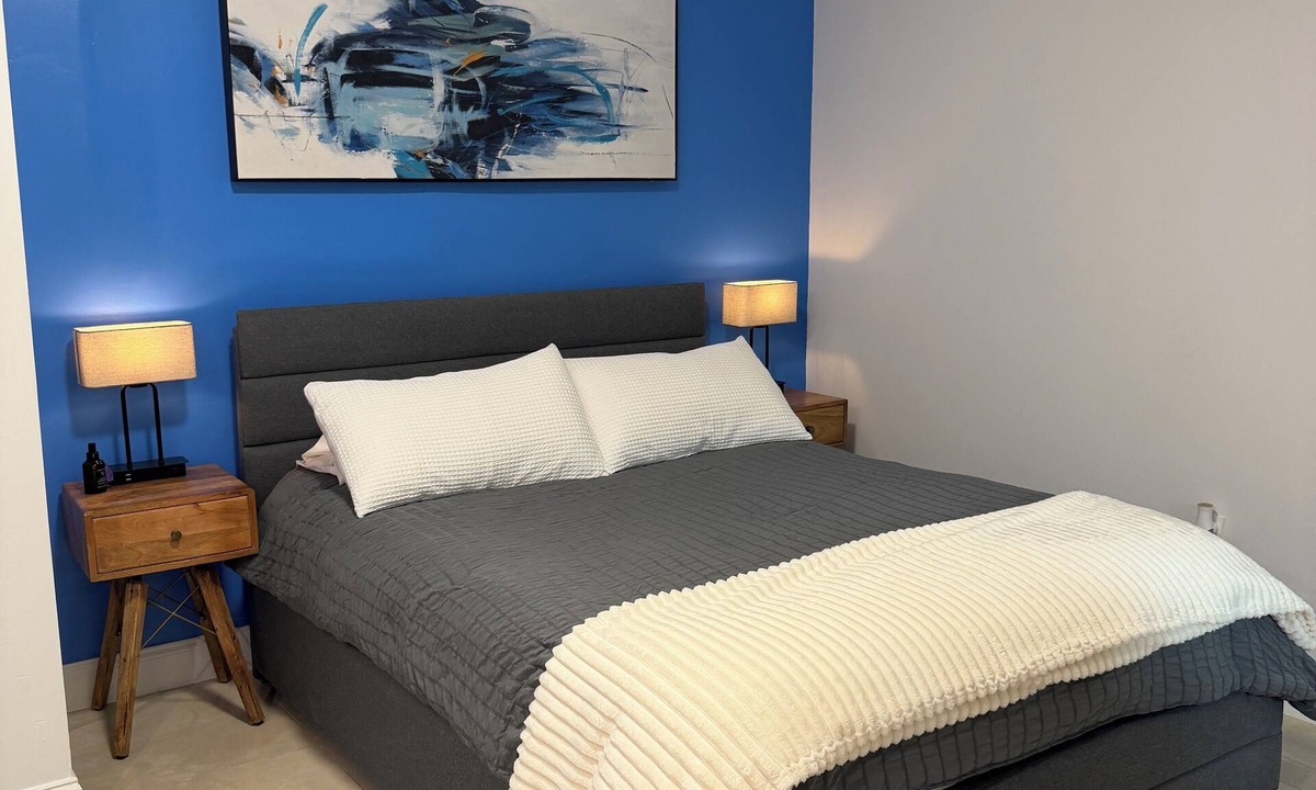 Little Haiti Apartment | Private suite w/entrance, parking, kitchen & bath. 6 min to Wynwood!