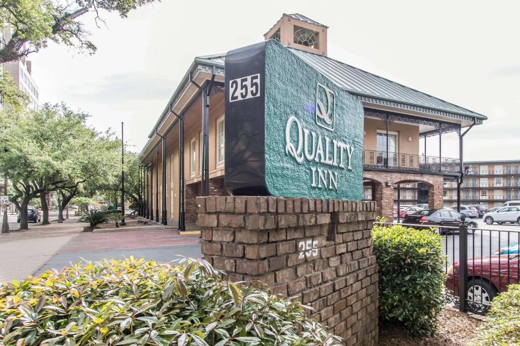 Quality Inn Downtown District | Central Business District