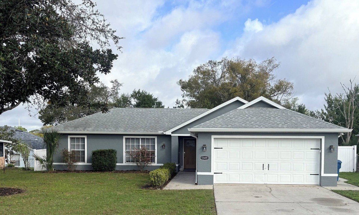 Spring Hill House | Quiet 2BR Coastal Getaway Near Pine Island Beach & Weeki Wachee