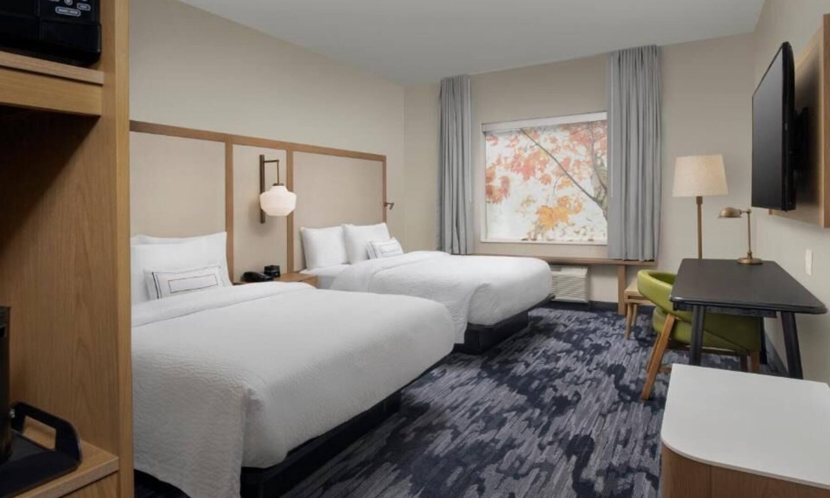 Florida City House | Relax and Unwind! 2 Comfortable Units, Free Breakfast & Parking, Pets Allowed