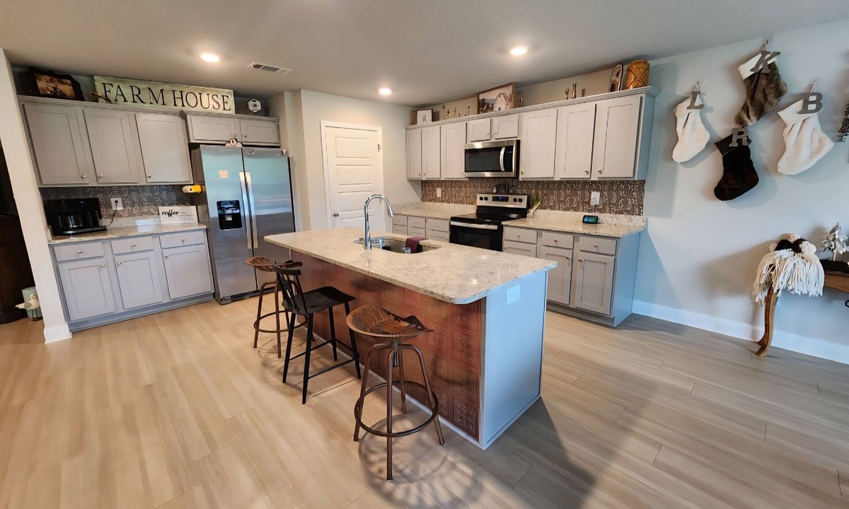 Lucedale House | Relaxation awaits in this spacious 4 bedroom.Ready for all of your memories!