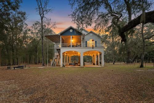 Bell House | River Watcher Cottage