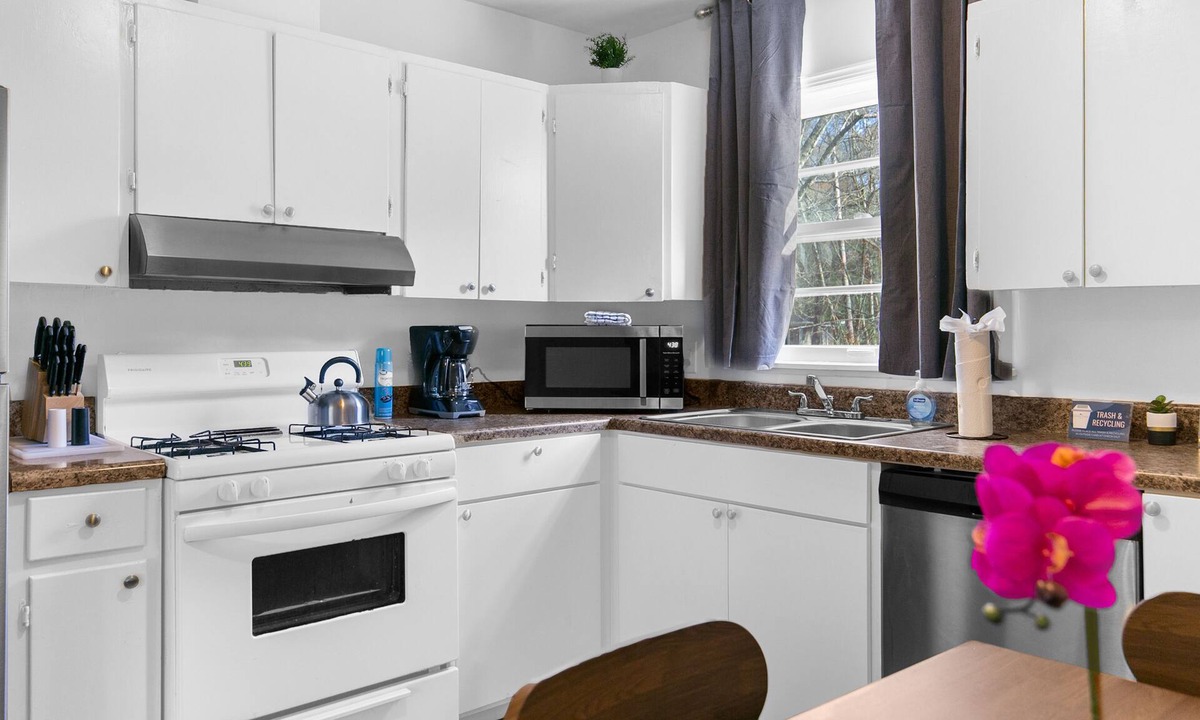 New Castle House | Rooms on Rose
