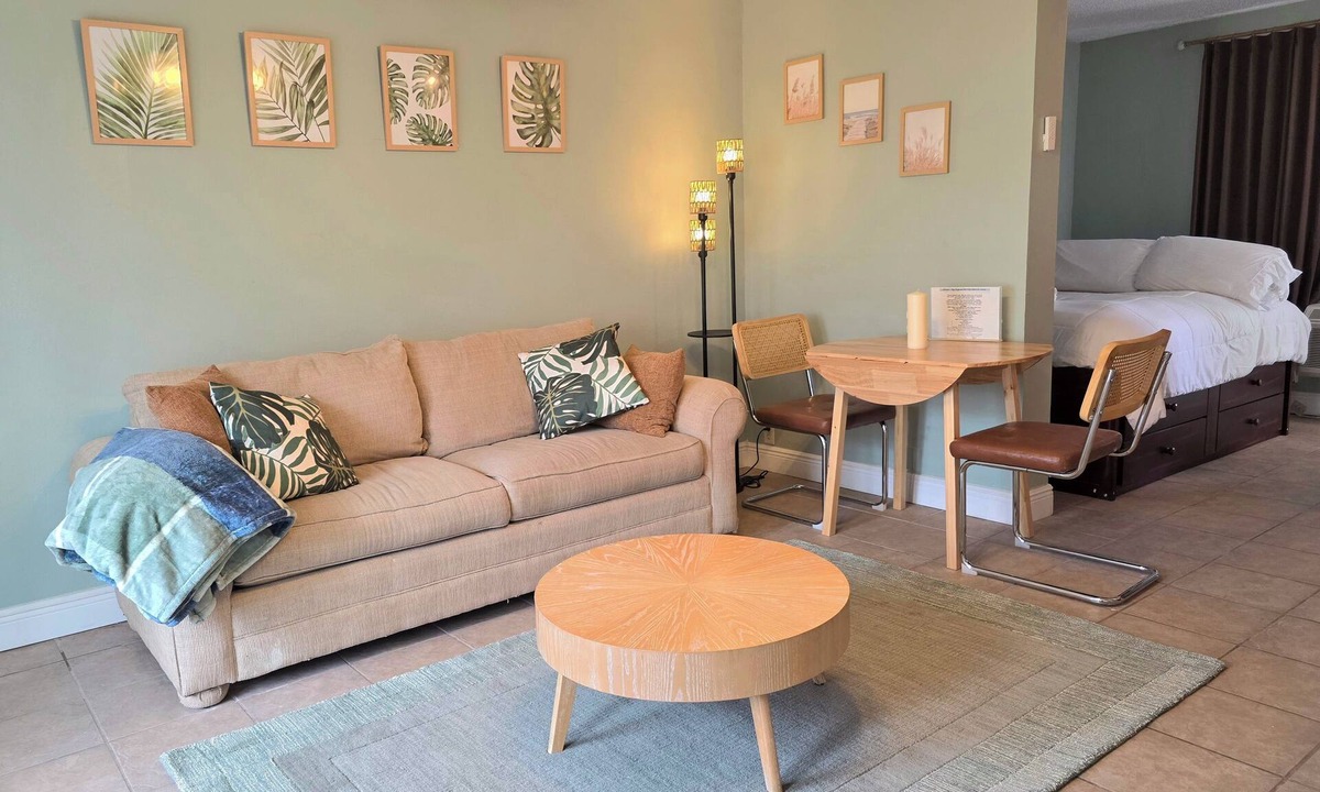 Silver Beach Park Condo | Roomy studio with Heated pool and gym on the beach!