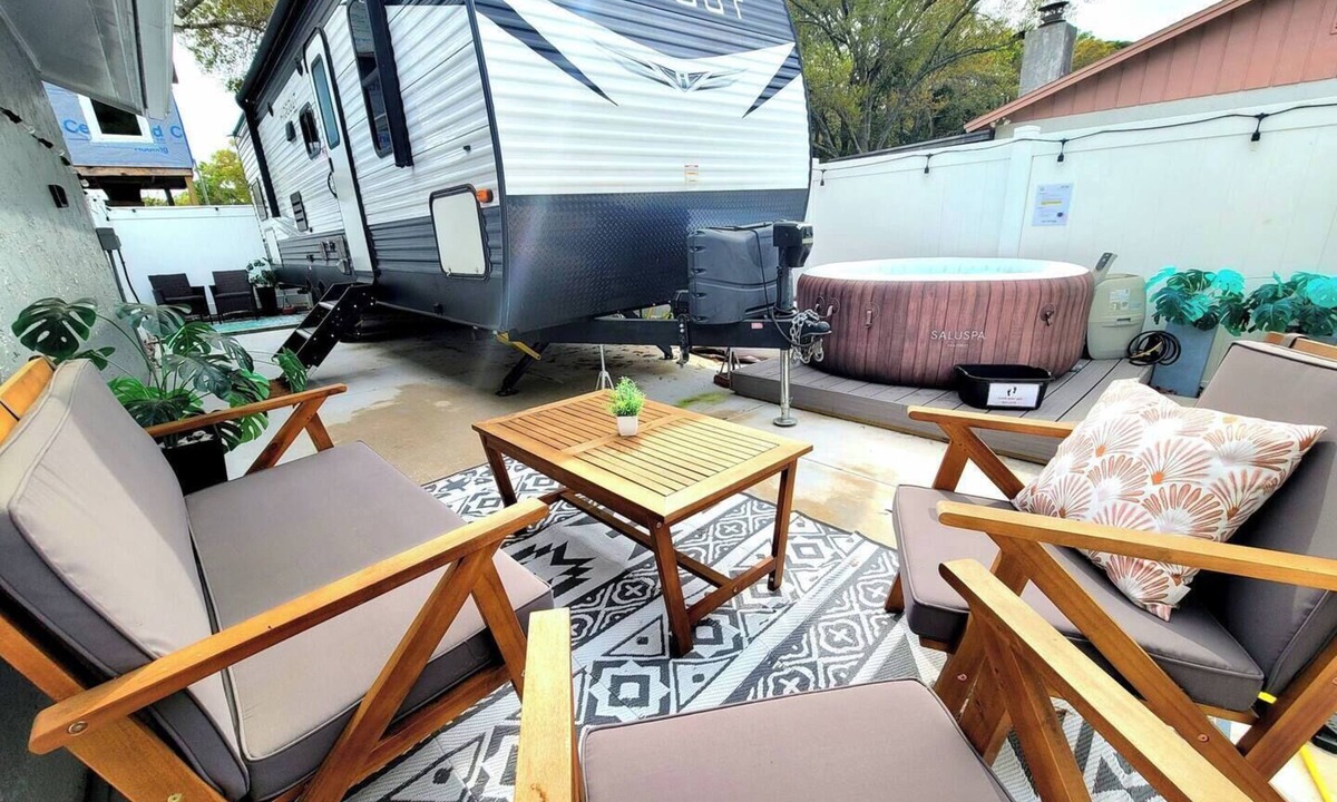 Tampa House | RV w/Hot Tub, Private Patio, Sleeps 8, Near Tampa!