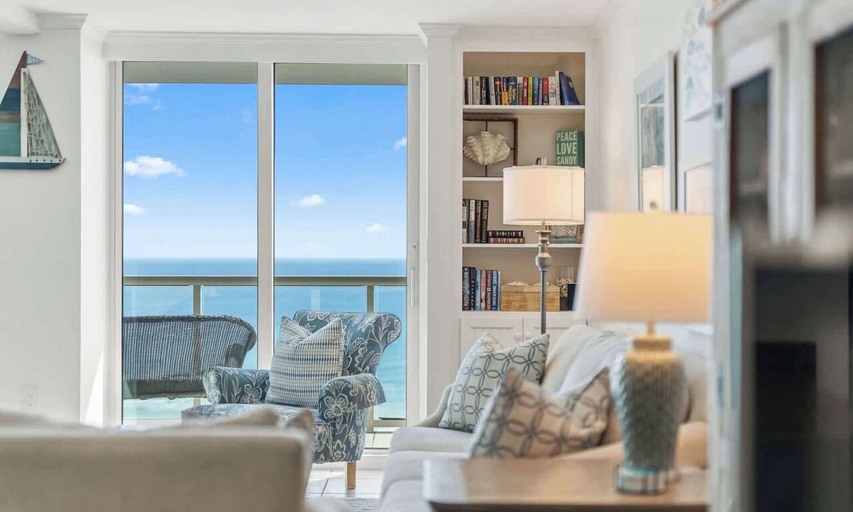Villa Sabine Condo | Sabine 10D - 𝑺𝒆𝒂𝒈𝒍𝒂𝒔𝒔 𝑯𝒂𝒓𝒃𝒐𝒓