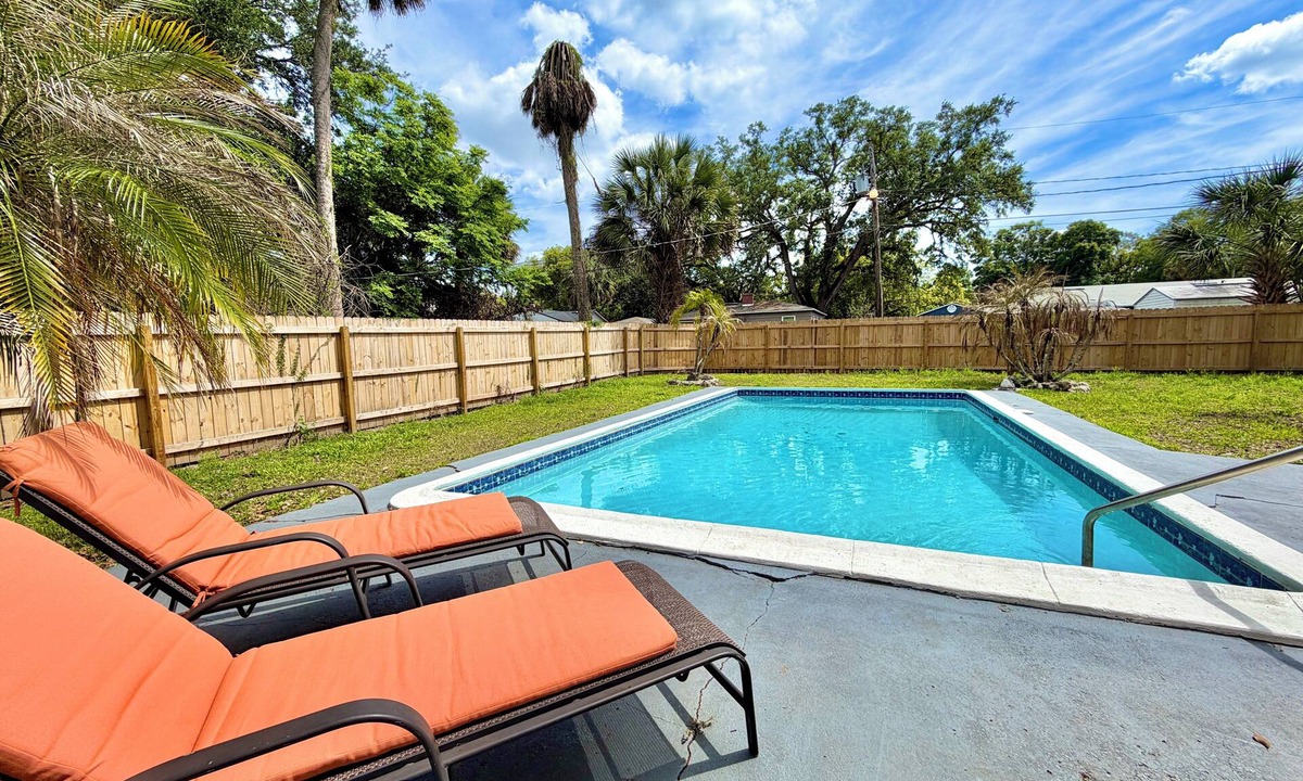 Sanford House | Sanford 4BR Pool Home in the Golf Cart District. Cruise Downtown