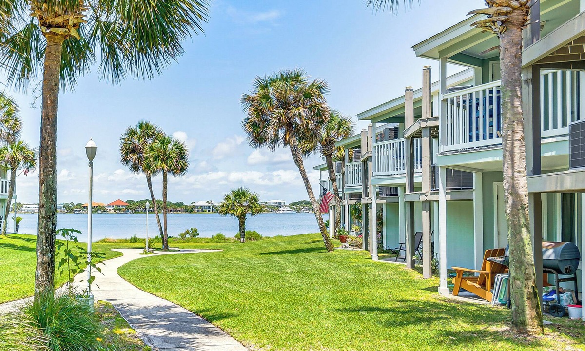 Villa Sabine Apartment | Sea La Vie Condo: Pensacola Beach Access!