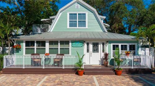 Melbourne Beach Bed & Breakfast | SeaGlass Inn