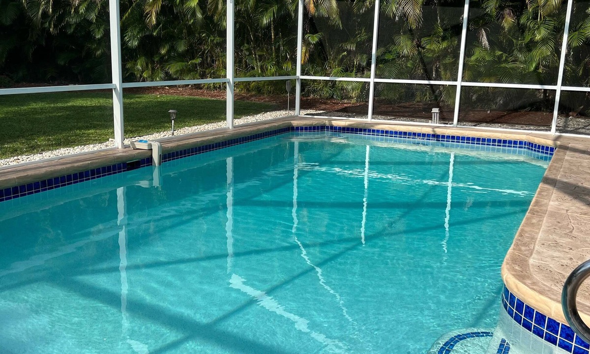 Bonita Shores House | Secluded Heated Salt Water Pool, Minutes to Beach, West of 41.