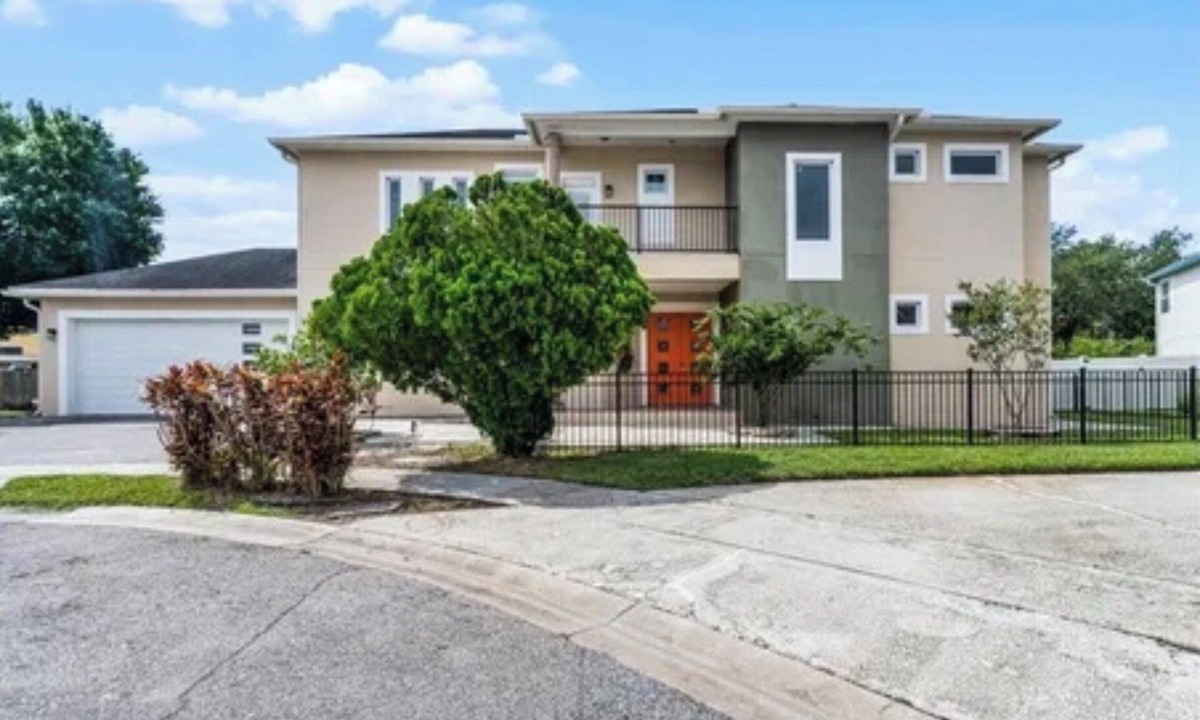 Orlando Villa | Serene 3-bedroom villa with AC in vibrant Orlando