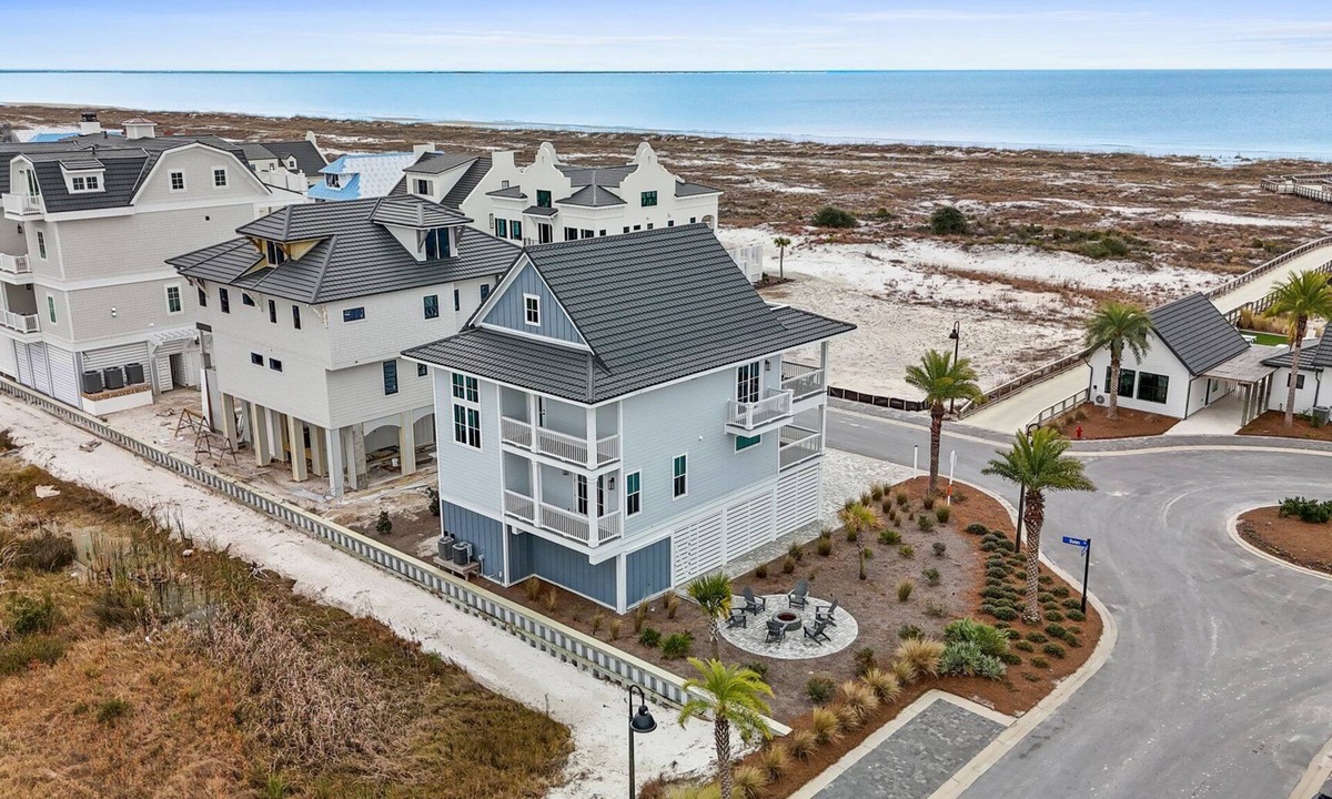 Bay County House | Sol-Y-Mar: 4th of July week now available as a Friday or Saturday check in!