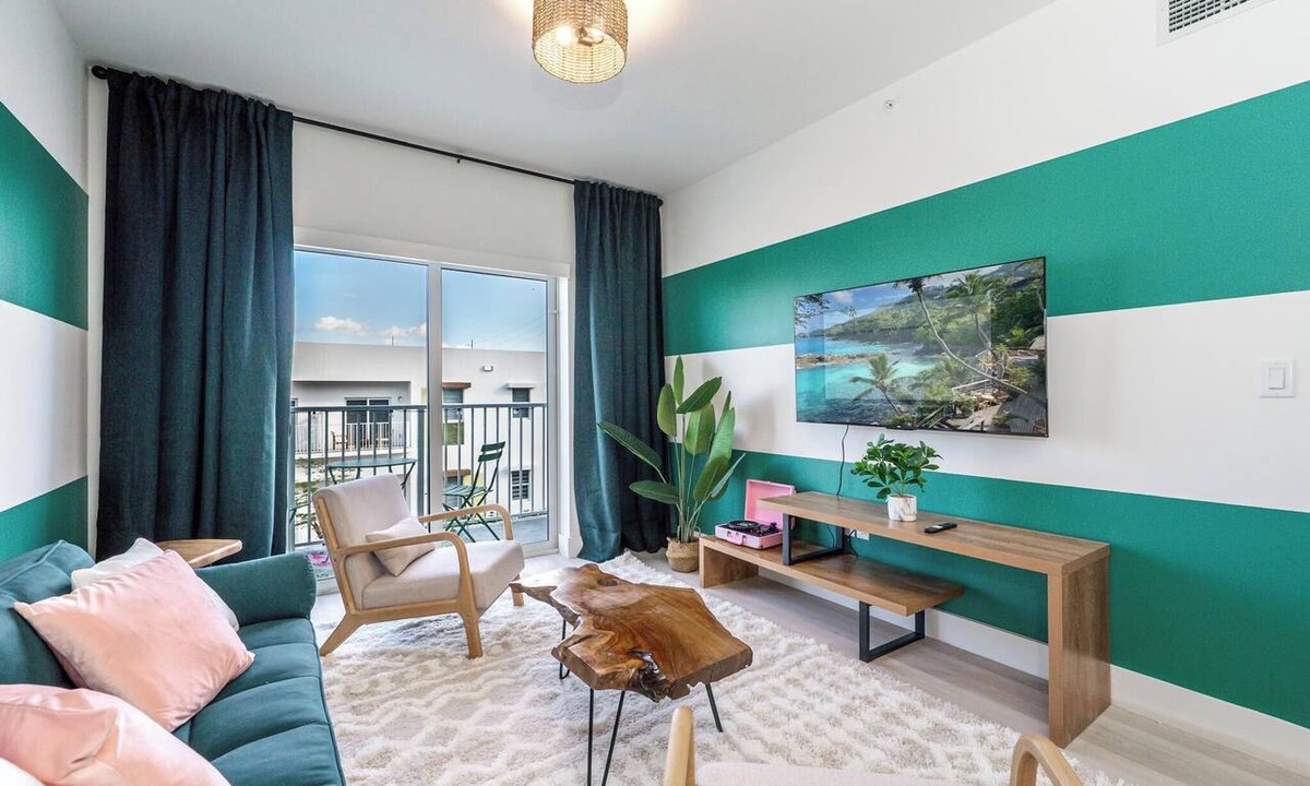 Hallandale Beach Apartment | Spacious 2BR/2BA with Parking, Washer/Dryer, Near Miami, Fort Lauderdale, Casino