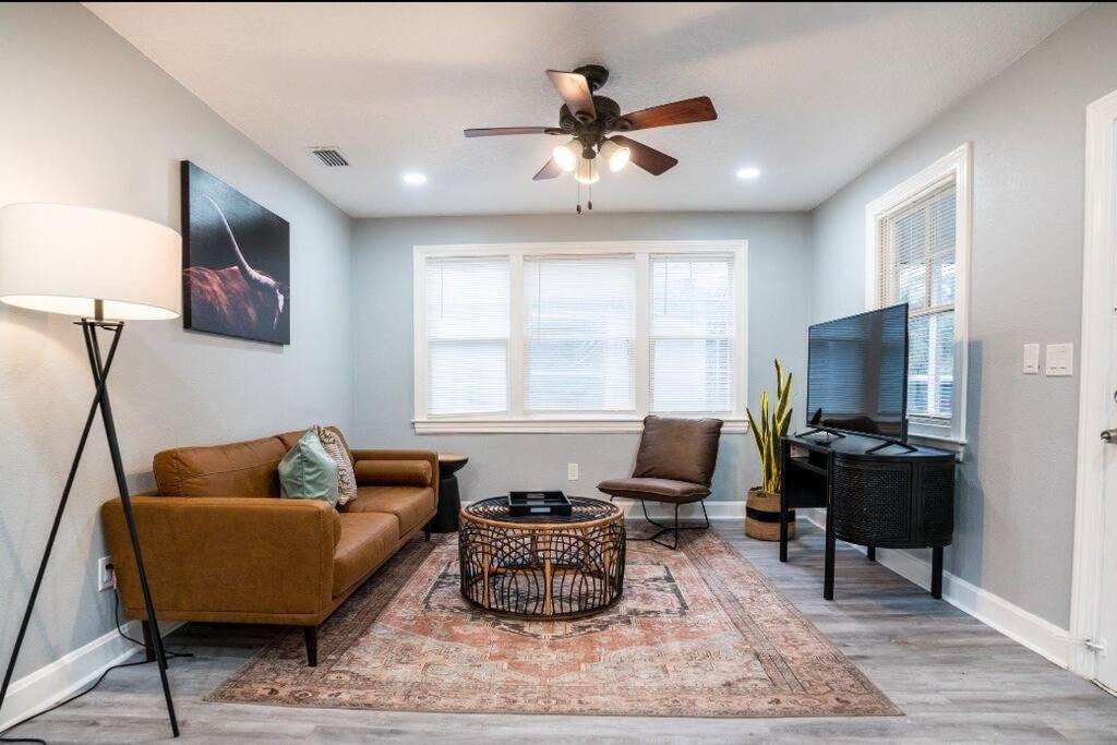 Lakeshore South Apartment | Spacious 3 Bedroom Home w/ Outdoor Patio