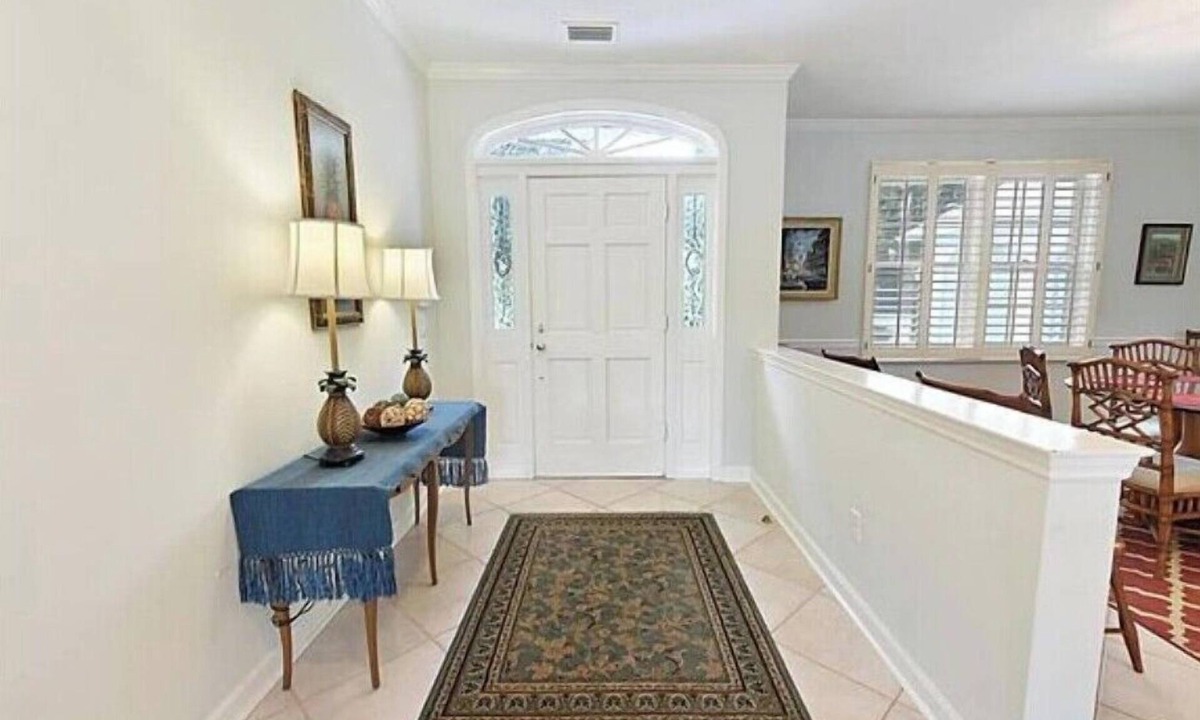 Palm City House | Spacious 4-bedroom house with AC, WiFi in charming Palm City