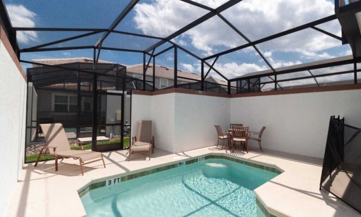 Kissimmee House | Spacious 5-bedroom townhouse in Kissimmee, perfect for family getaways!