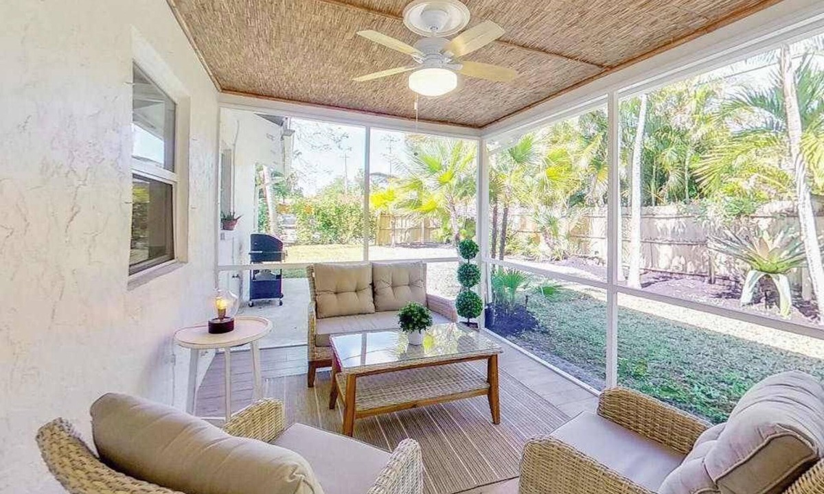 Central Naples House | Spacious & beautiful home with fast WiFi, central AC, patio, and W/D