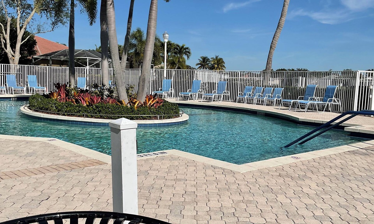 Hunt Club Condo | Spacious West Palm Beach Luxury Condo in active adult resort community
