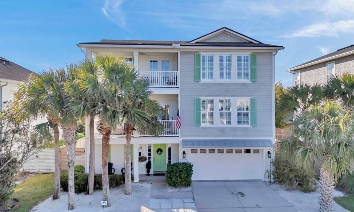 Atlantic Shores House | Stunning Beach Getaway - Steps to Ocean!