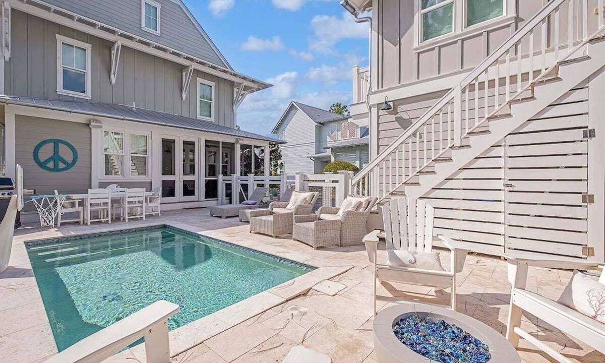 Watercolor House | Stunning Beach Home | Watercolor Resort | Private Heated Pool | 6 Pass Golf Cart