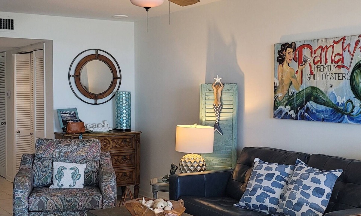 Orange Beach Condo | Stylish 1BR - Direct Beachfront - Renovated -Phoenix VII