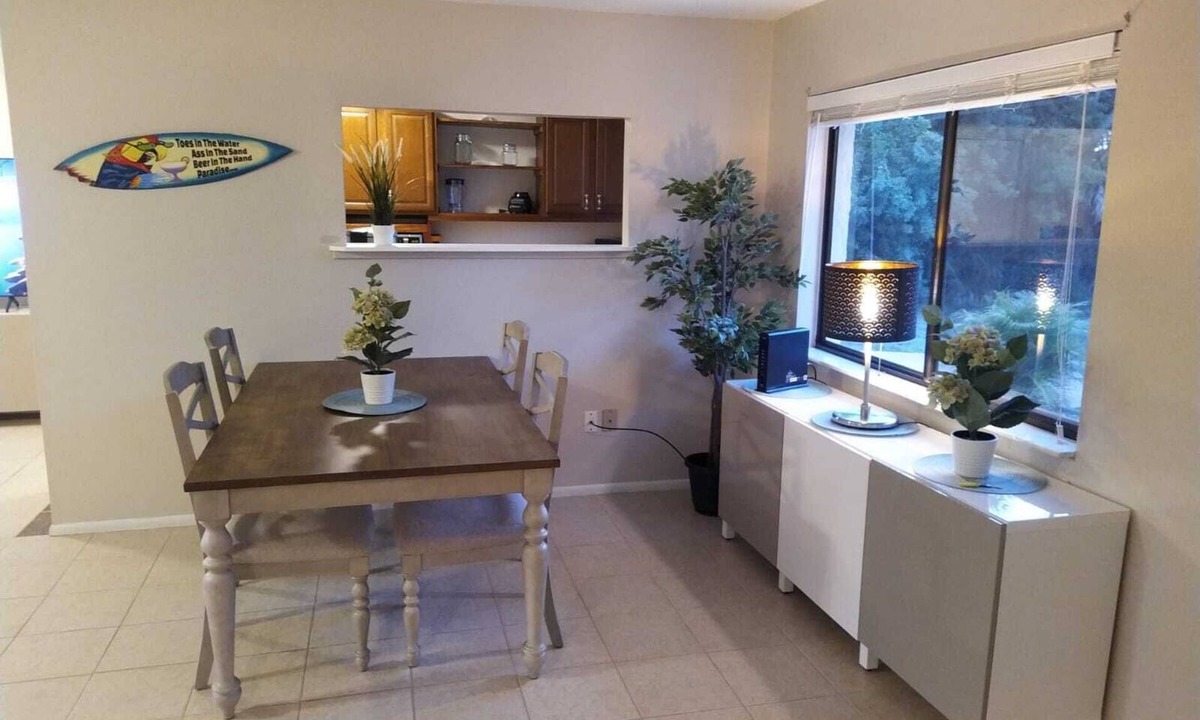 Port Charlotte House | Summertime Vacation Villa Ohara in Port Charlotte Florida with Heated Pool