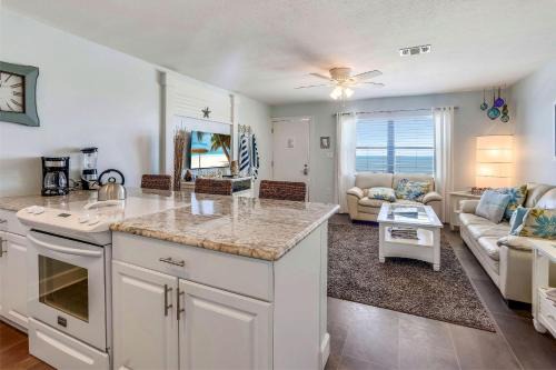 Sunset Beach House | Sunset Chateau 511