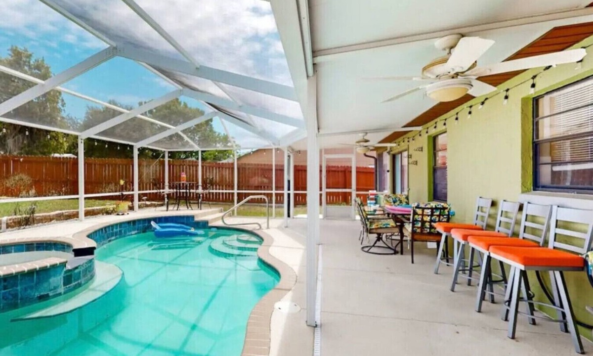 Homosassa House | Sunset Oasis (Homosassa Springs)