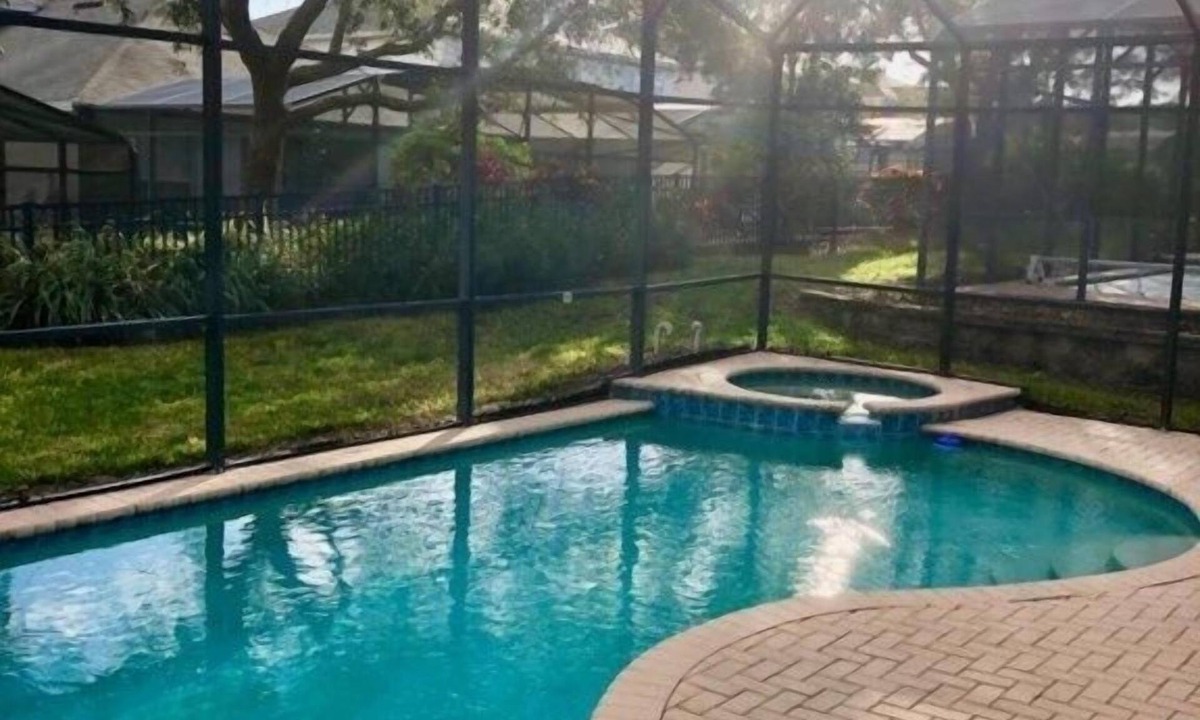 Windsor Hills House | Sunshine Park At Windsor Hills 5 Bedroom Villa by RedAwning