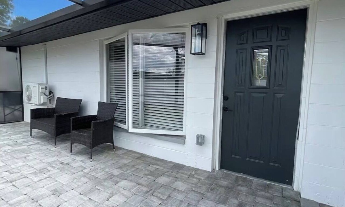 Greater Palm River Point CDC Apartment | Super Clean Fully Remodeled Studio