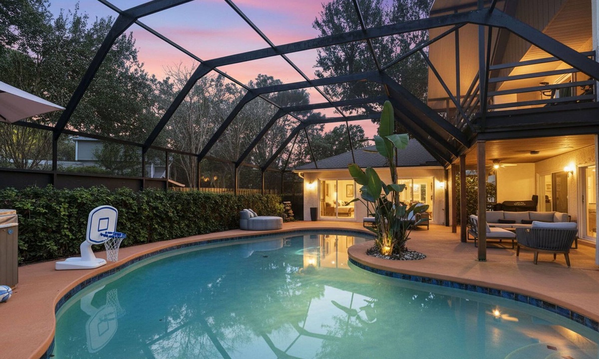Lake Magdalene House | Tampa Oasis: Pool & Hot Tub Retreat for Families