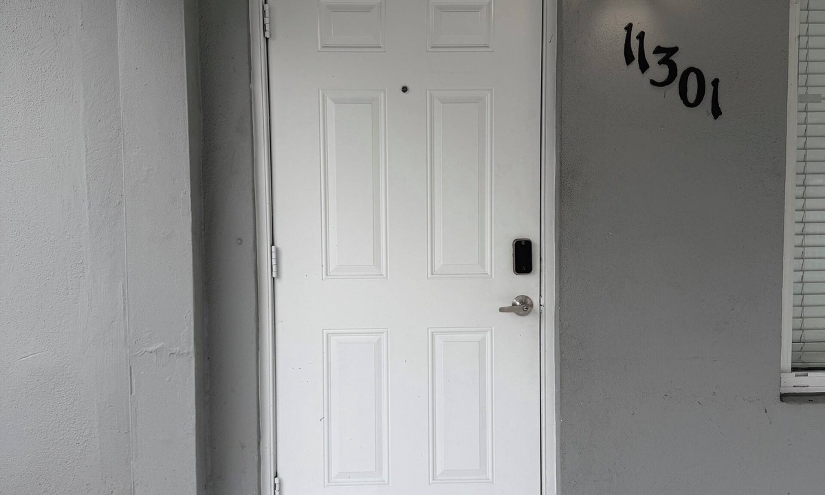 Cutler Bay House | Terrific 2-bedroom townhome with AC in vibrant Miami