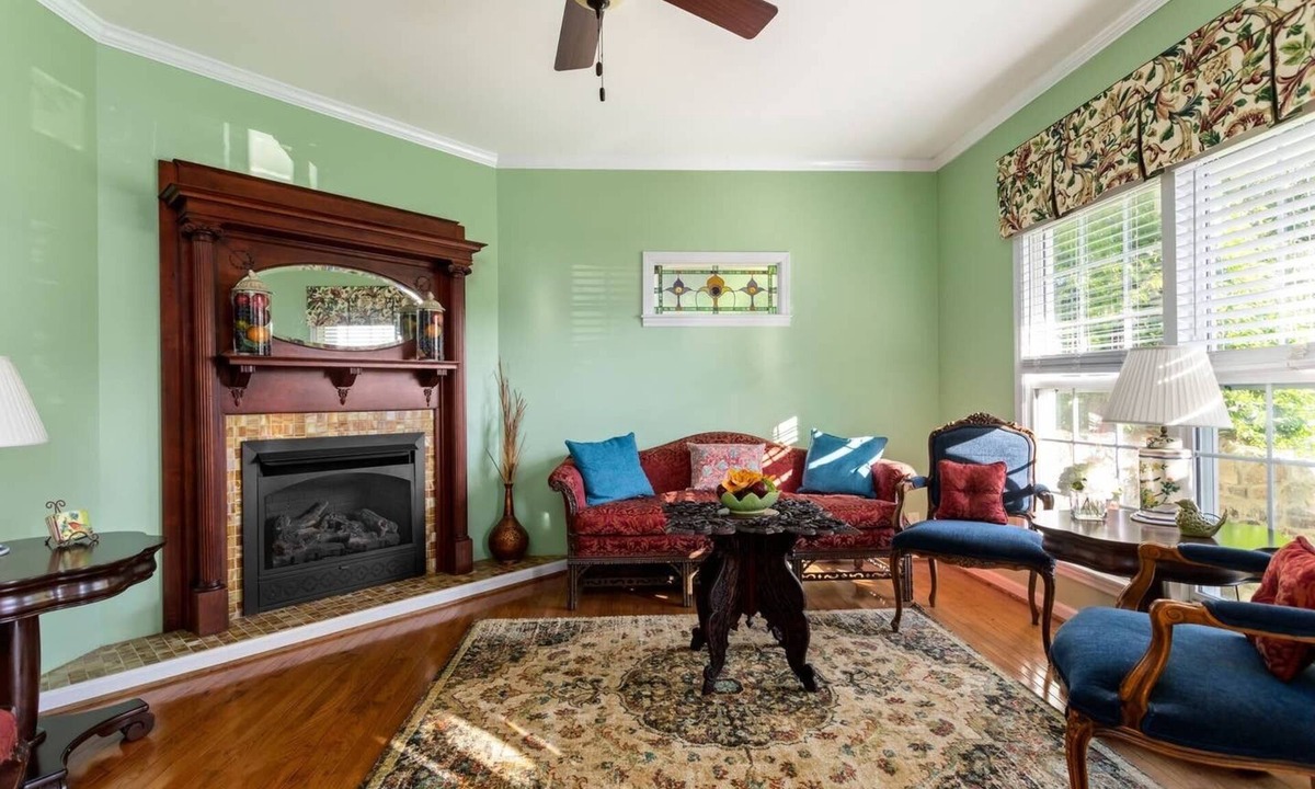 Mooresville Cottage | The Birdhouse close to Mazda and Toyota facilities