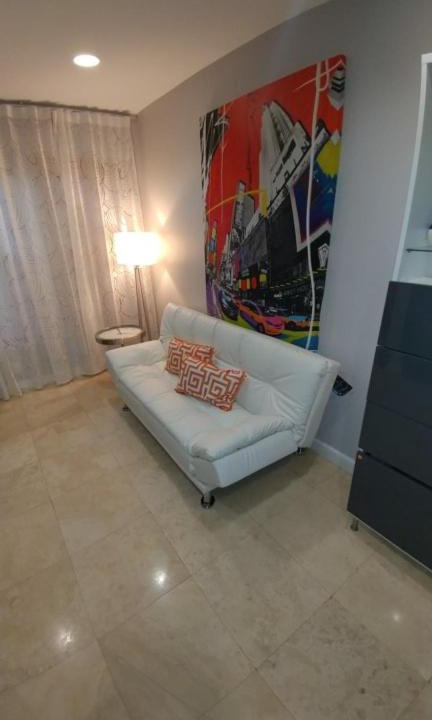 South Pointe Apartment | The Fountain 101 - One Bedroom Condominium