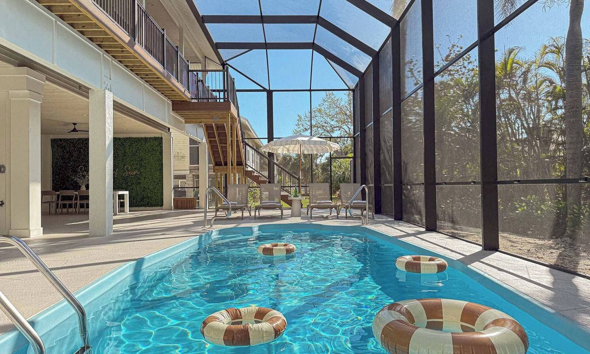 Mid Island House | The Natural Palm Beach House - Luxurious & “Low-Tox” Beach Property