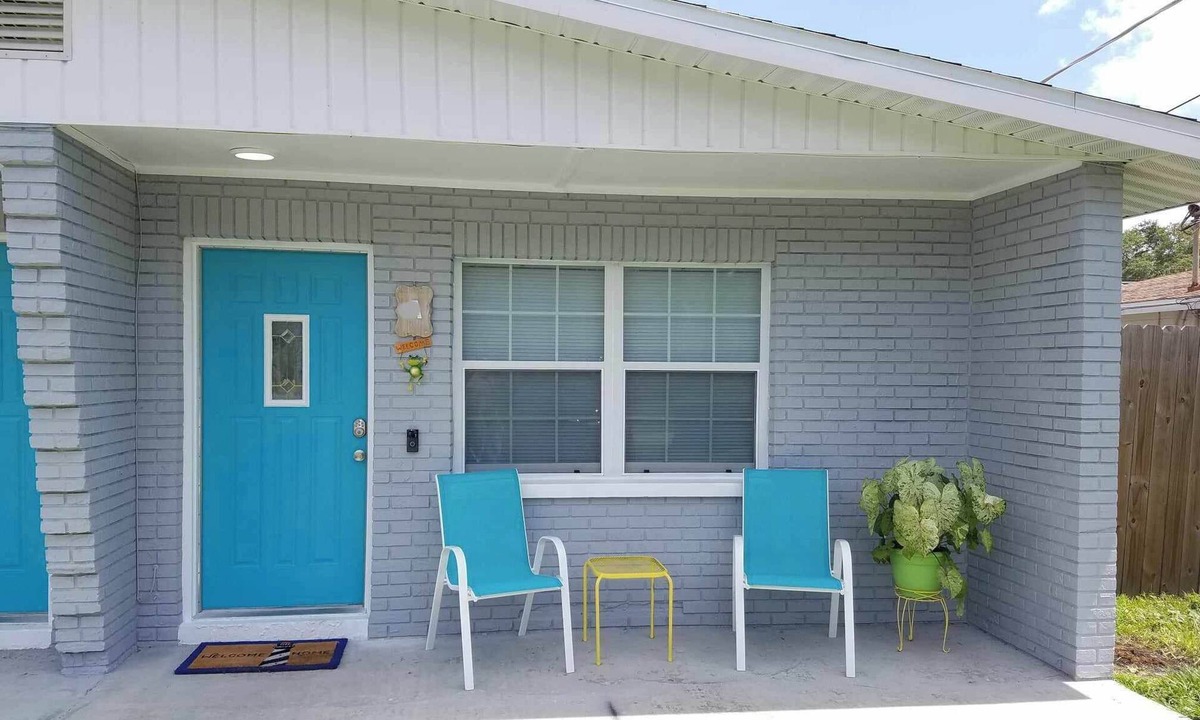 Bearss Plaza Apartment | The Solace Flats | Restorative Suite near Moffitt