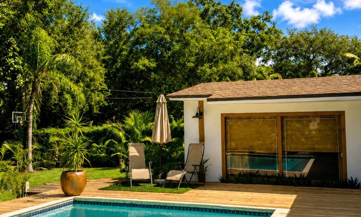 North Miami Villa | The Ultimate Miami Oasis: Private Resort-Style Pool Villa Near Beaches