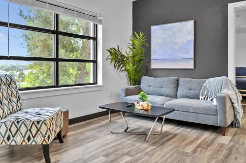 Zephyrhills House | The Well #203