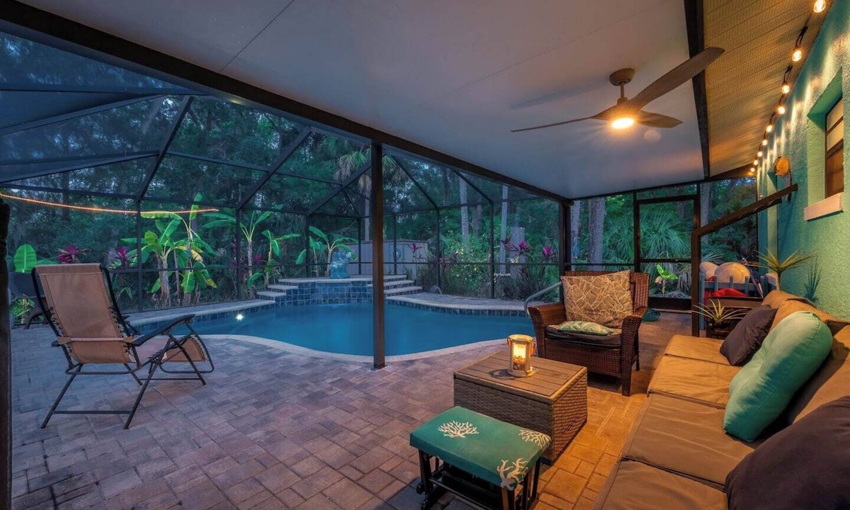 Crystal River House | This house is a 3 bedroom(s), 2 bathrooms, located in Crystal River, FL.