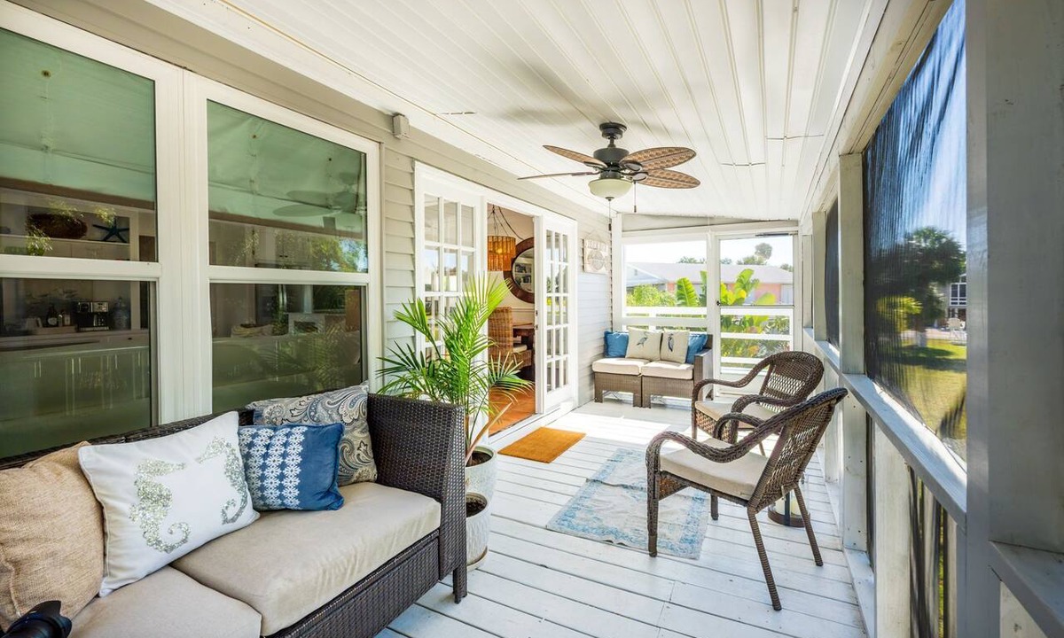 Pine Island House | Tidewater Pearl
