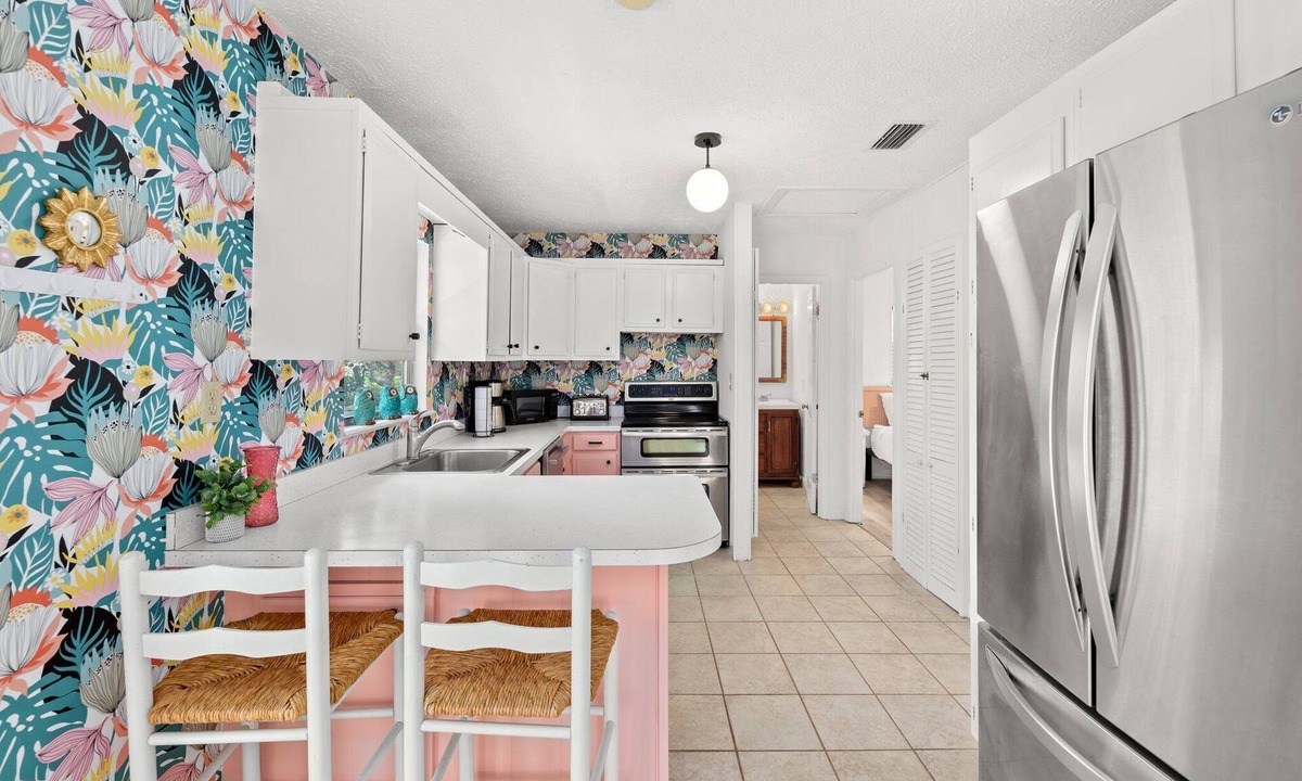 Laguna Beach Estates House | Top of Duplex! Summer Dates Available! Book Now!
